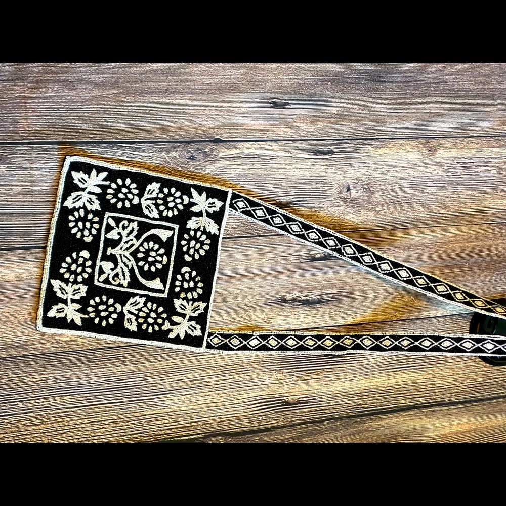 Black and white beaded vintage cross body.